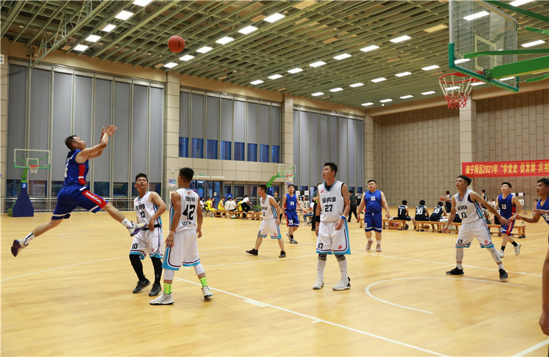 2021年6月，第七屆“安全杯”籃球聯賽在中天八建內部展開，精準的投籃、焦灼的對抗，披上戰服，用熱情戰勝酷暑，用實力征服中天同仁！